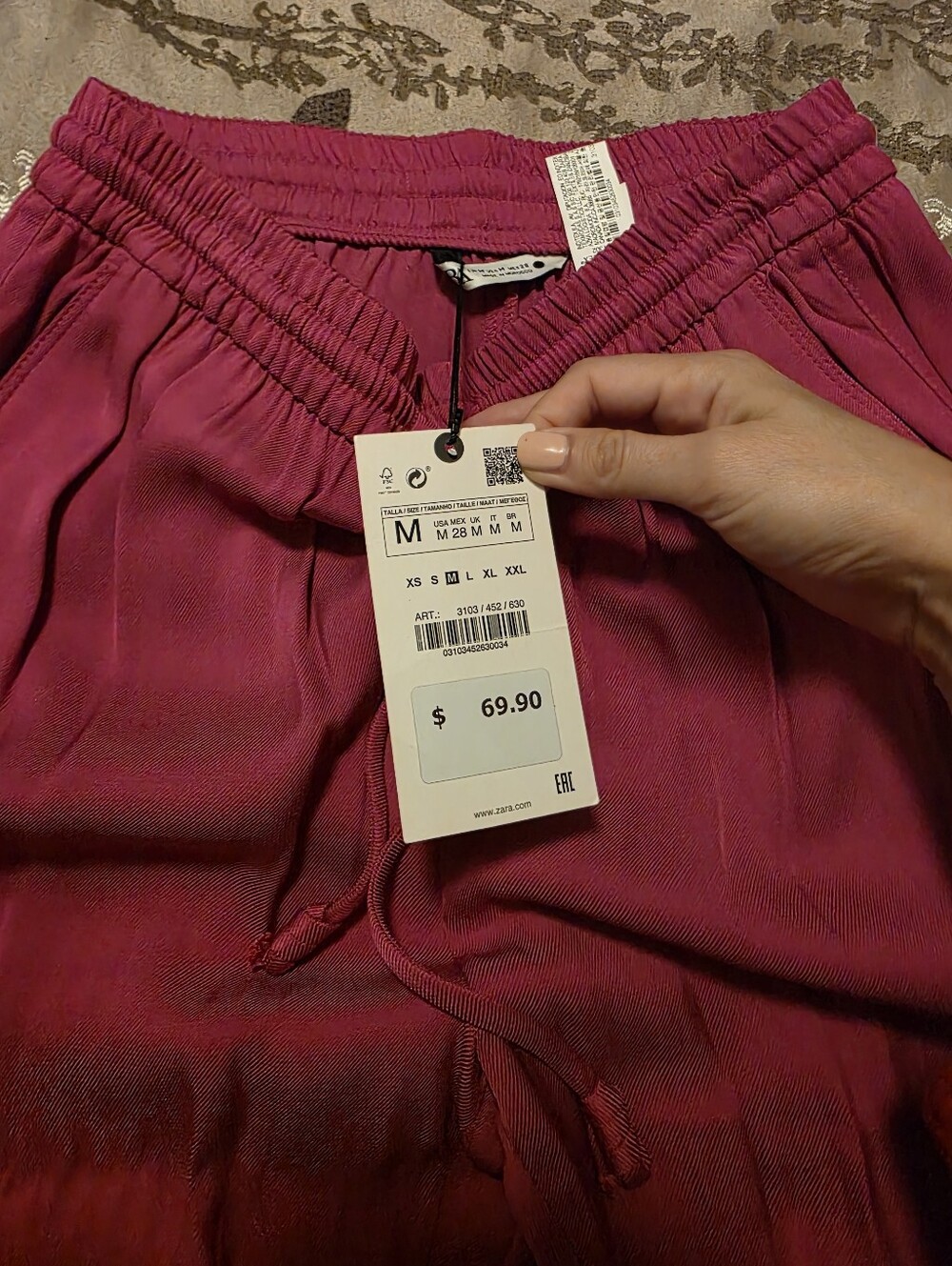Zara Suit - Picture 4 of 4
